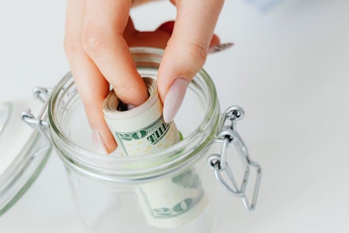 How to Start an Emergency Fund Even If You’re Living on a Tight Budget