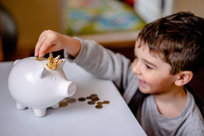 The Best Ways to Save for Family Vacations and Special Events