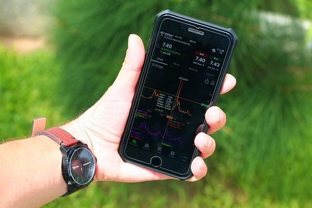 Navigating Market Volatility with Diversification